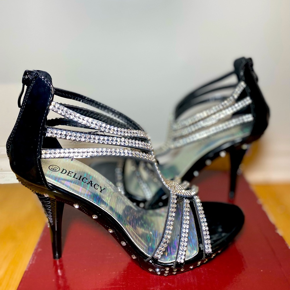 Black heels DELICACY size 8 1/2